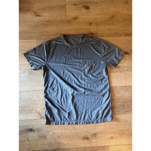 Vuori Mens Gray Short Sleeve Athletic T-shirt Size Large Single Pocket